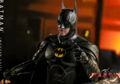 The Flash (2023) - Batman (Modern Suit) 1/6th Scale Hot Toys Action Figure