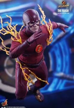 The Flash (2014) - The Flash 1/6th Scale Hot Toys Action Figure