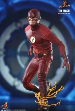 The Flash (2014) - The Flash 1/6th Scale Hot Toys Action Figure