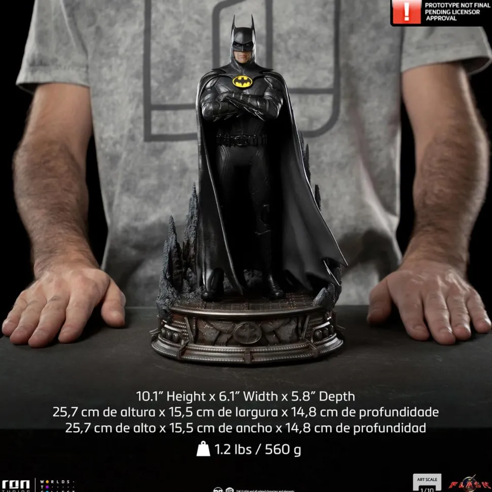 The Flash - Batman with Arms Crossed 1/10th Scale Statue