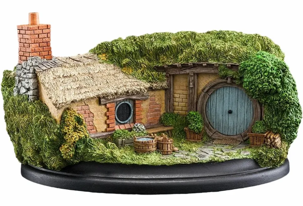 The Hobbit - 35 Bagshot Row Hobbit Hole 3" Diorama Statue