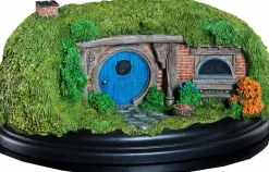 The Hobbit - 26 Gandalf's Cutting Hobbit Hole 3" Diorama Statue