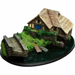 The Hobbit - Hobbiton Mill and Bridge 5" Diorama Statue
