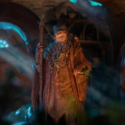 The Hobbit - Radagast in Rhosgobel 1/6th Scale Diorama Statue