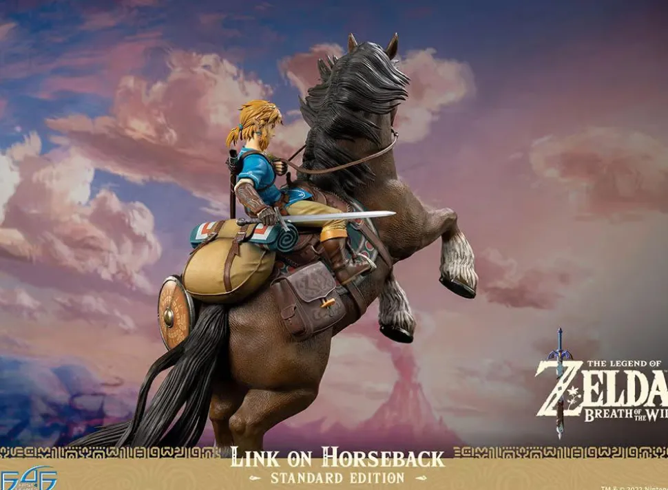 The Legend of Zelda: Breath of the Wild - Link on Horseback 22” Statue