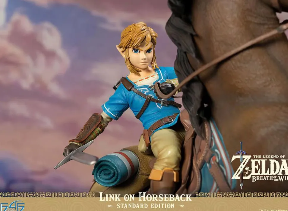 The Legend of Zelda: Breath of the Wild - Link on Horseback 22” Statue