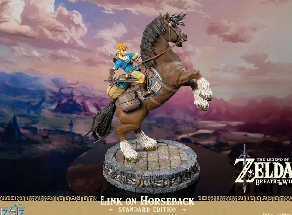 The Legend of Zelda: Breath of the Wild - Link on Horseback 22” Statue