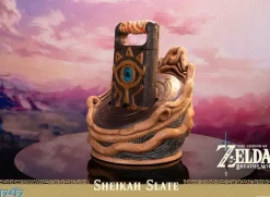 The Legend of Zelda: Breath of the Wild - Sheikah Slate 1:1 Scale Life-Size Statue