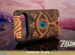 The Legend of Zelda: Breath of the Wild - Sheikah Slate 1:1 Scale Life-Size Statue