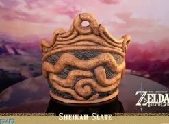 The Legend of Zelda: Breath of the Wild - Sheikah Slate 1:1 Scale Life-Size Statue