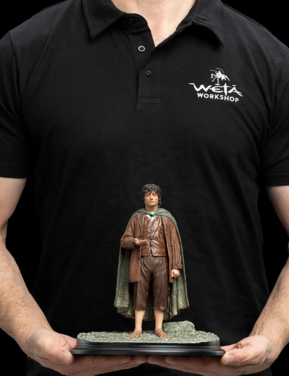 The Lord of the Rings - Frodo Baggins, Ringbearer Classic Series 1/6th Scale Statue