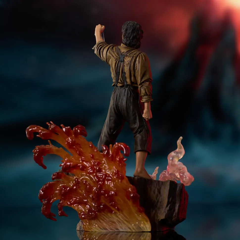 The Lord of the Rings - Frodo Baggins Gallery Deluxe 8" PVC Diorama Statue