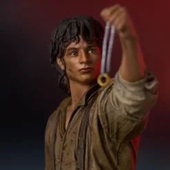 The Lord of the Rings - Frodo Baggins Gallery Deluxe 8