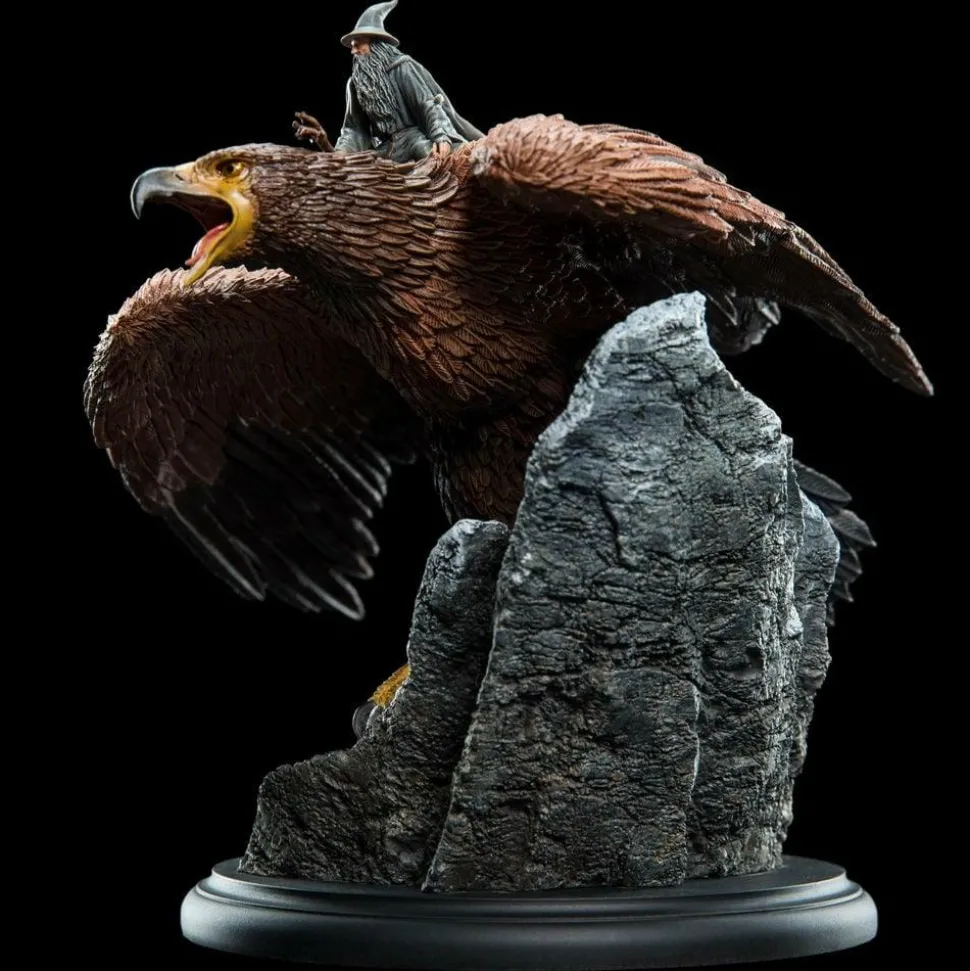 The Lord of the Rings - Gandalf on Gwaihir 6" Mini Statue