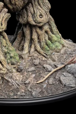 The Lord of the Rings - Leaflock the Ent 1/6th Scale Statue