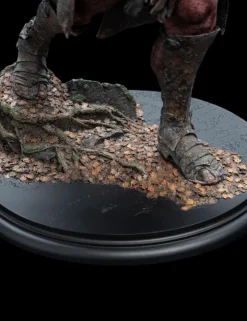 The Lord of the Rings - Lurtz: Hunter of Men 1/6th Scale Statue