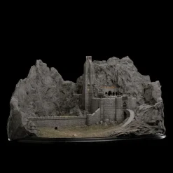 The Lord of the Rings: The Two Towers - Helm’s Deep 20th Anniversary 10” Diorama Statue