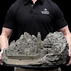 The Lord of the Rings: The Two Towers - Helm’s Deep 20th Anniversary 10” Diorama Statue