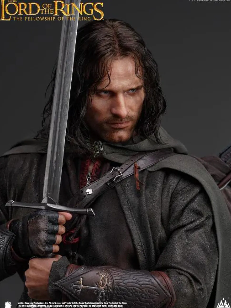 The Lord of the Rings: The Fellowship of the Ring - Aragorn Hyperreal 1/3 Scale Statue