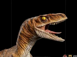 The Lost World: Jurassic Park - Velociraptor Deluxe 1/10th Scale Statue