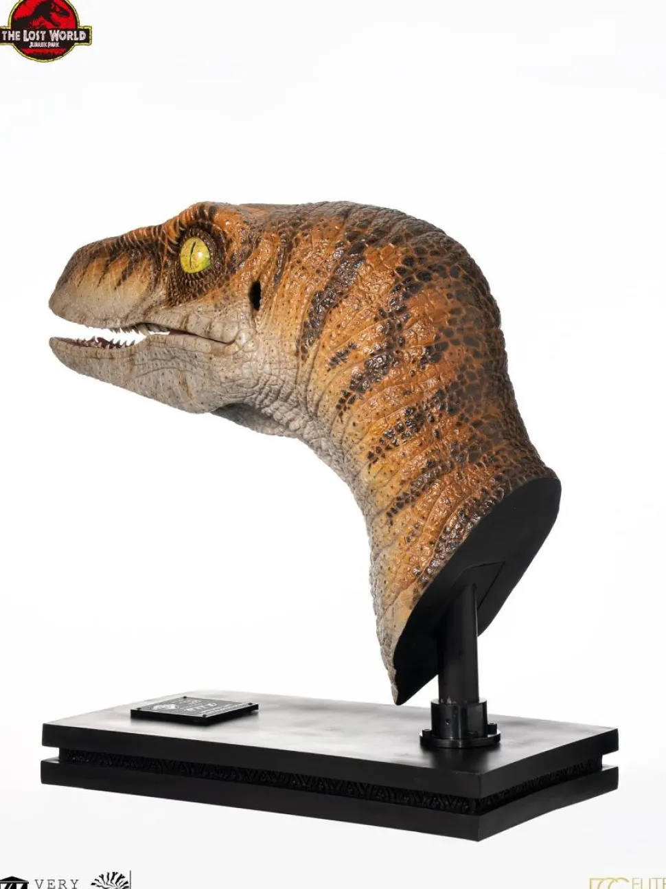 The Lost World: Jurassic Park - Male Velociraptor 1:1 Scale Life-Size Bust
