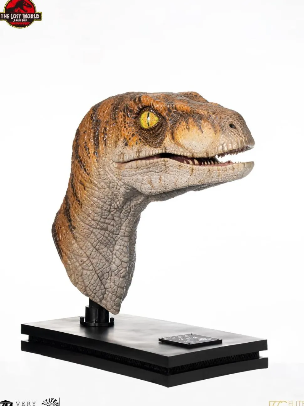 The Lost World: Jurassic Park - Male Velociraptor 1:1 Scale Life-Size Bust
