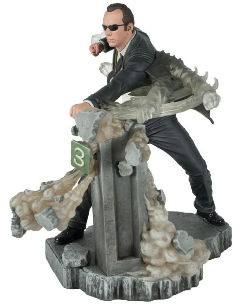 The Matrix - Agent Smith 10” PVC Diorama Statue