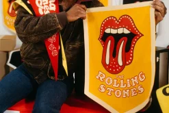 The Rolling Stones - Tongue and Lips Gold Wool Felt Camp Flag (18