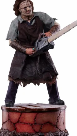 The Texas Chainsaw Massacre (2003) - Leatherface 1/4 Scale Statue