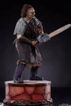 The Texas Chainsaw Massacre (2003) - Leatherface 1/4 Scale Statue