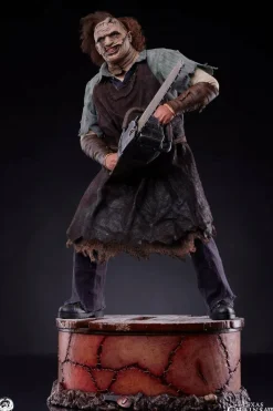 The Texas Chainsaw Massacre (2003) - Leatherface 1/4 Scale Statue