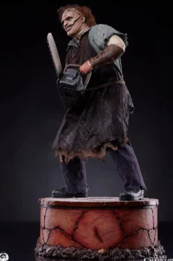 The Texas Chainsaw Massacre (2003) - Leatherface 1/4 Scale Statue