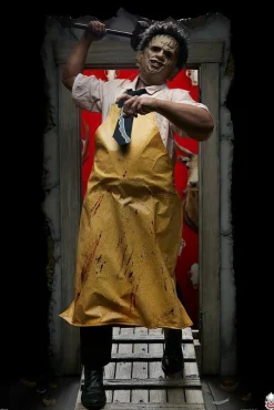 The Texas Chainsaw Massacre - Leatherface “The Butcher” 1/3 Scale Statue