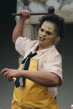 The Texas Chainsaw Massacre - Leatherface “The Butcher” 1/3 Scale Statue