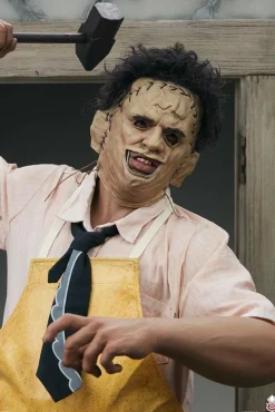 The Texas Chainsaw Massacre - Leatherface “The Butcher” 1/3 Scale Statue