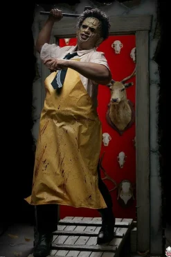 The Texas Chainsaw Massacre - Leatherface “The Butcher” 1/3 Scale Statue