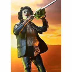 The Texas Chainsaw Massacre (1974) - Pretty Woman Leatherface 50th Anniversary Ultimate 7
