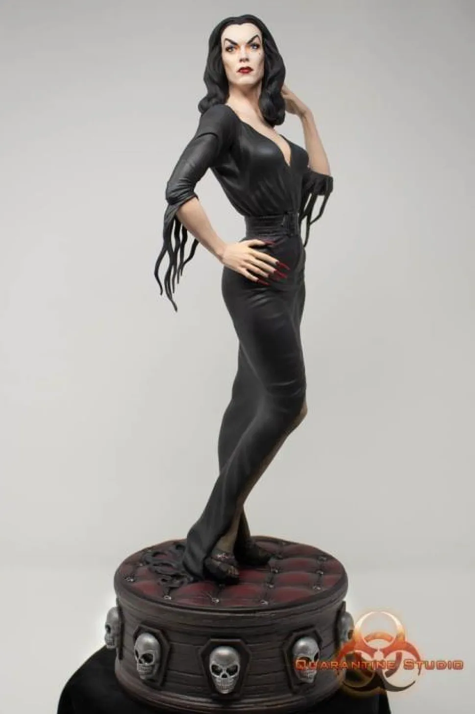 The Vampira Show (1954) - Vampira Queen of the Ghouls 1/6th Scale Statue