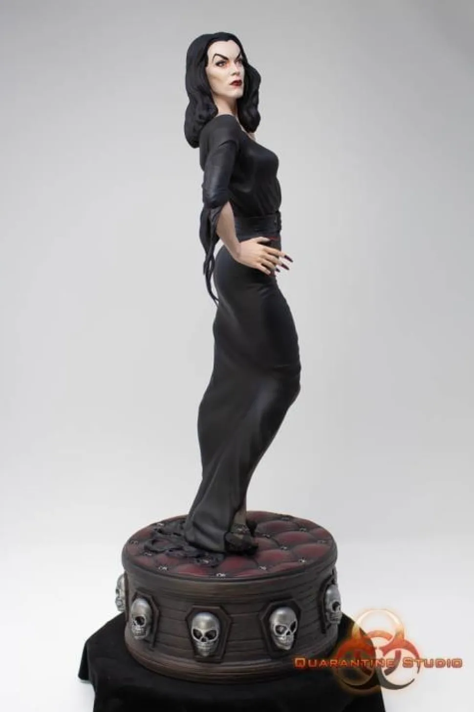 The Vampira Show (1954) - Vampira Queen of the Ghouls 1/6th Scale Statue