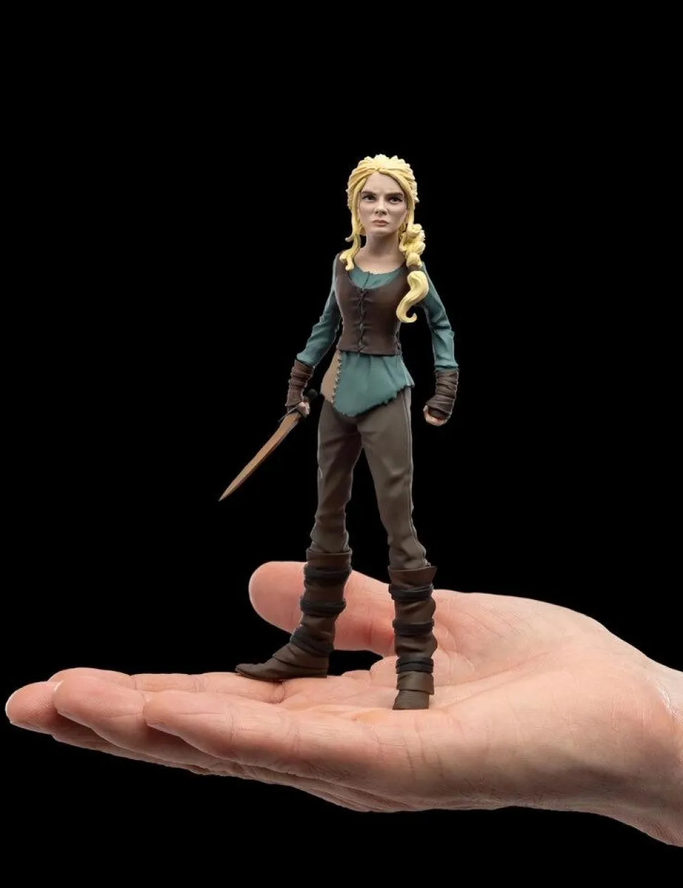 The Witcher (2019) - Ciri Mini Epics 6" Vinyl Figure