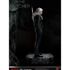 The Witcher (2019) - Geralt of Rivia 1/4th Scale Statue