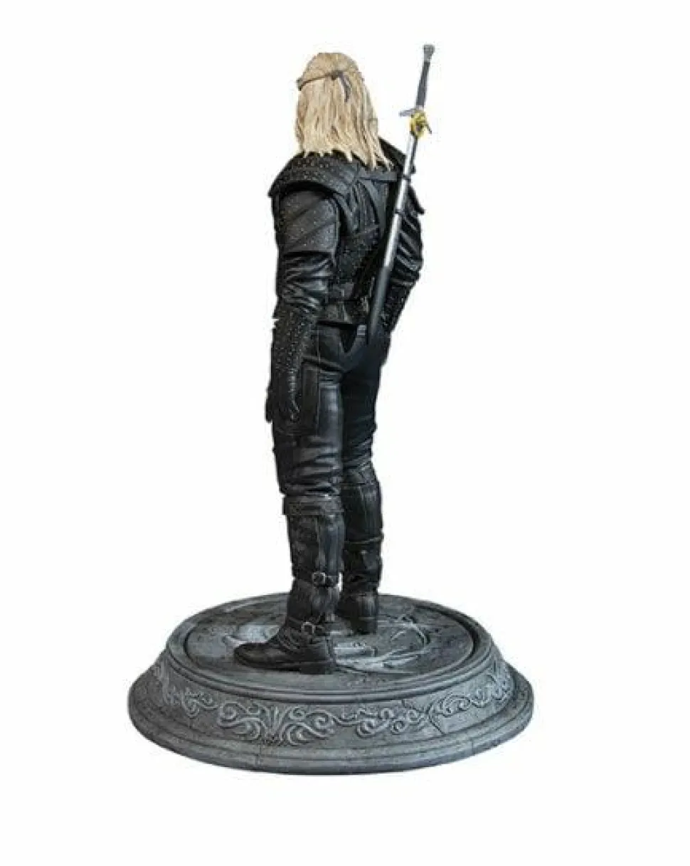 The Witcher (2019) - Geralt of Rivia 9” Figure