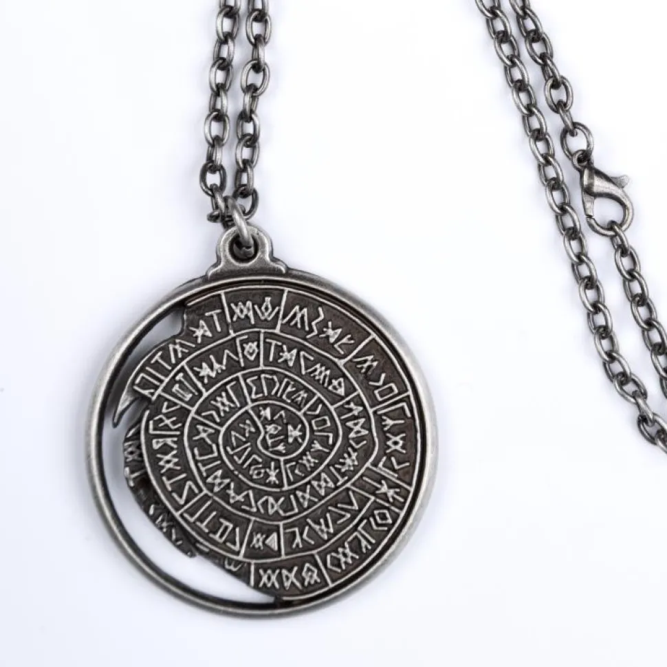 The Witcher (2019) - Wolf Medallion Necklace 1:1 Scale Life-Size Prop Replica