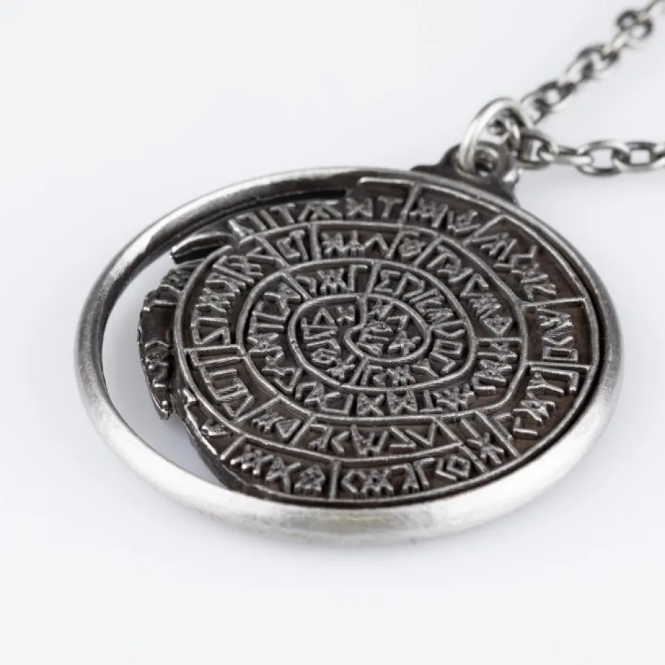 The Witcher (2019) - Wolf Medallion Necklace 1:1 Scale Life-Size Prop Replica