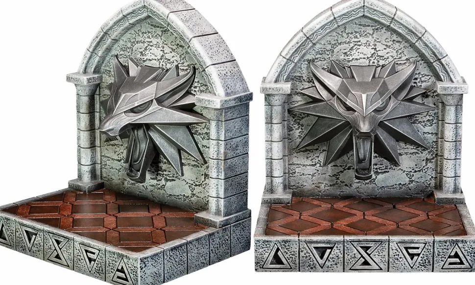 The Witcher 3: Wild Hunt - Wolf Sculpture 8” Resin Bookends