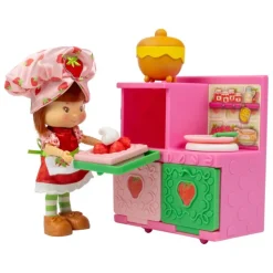 The World of Strawberry Shortcake (1980) - Berry Bake Shoppe Playset (32 Piece Set)