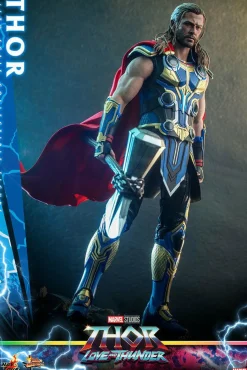 Thor 4: Love & Thunder - Thor 1/6th Scale Hot Toys Action Figure