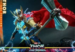 Thor 4: Love & Thunder - Thor Deluxe 1/6th Scale Hot Toys Action Figure
