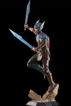 Thor 3: Ragnarok - Thor 1:1 Scale Life-Size Statue