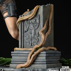 Tomb Raider - Lara Croft 9